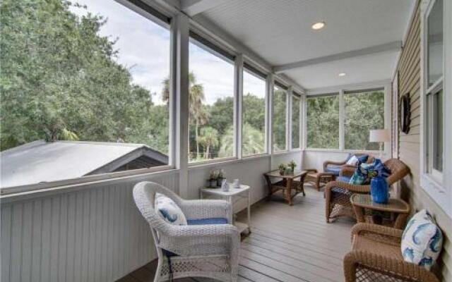 Cameron Boulevard 3901 by RedAwning