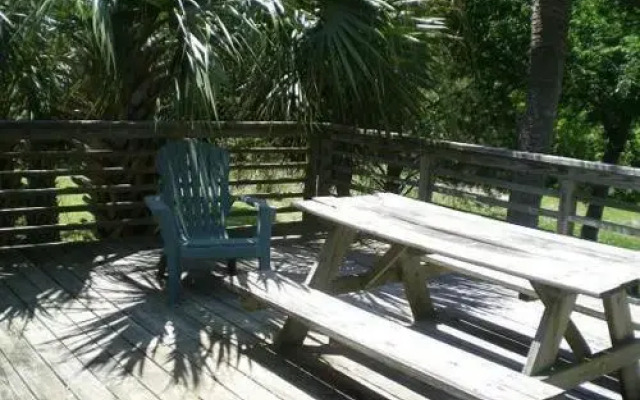 306 W Cooper-Cozy Cabana