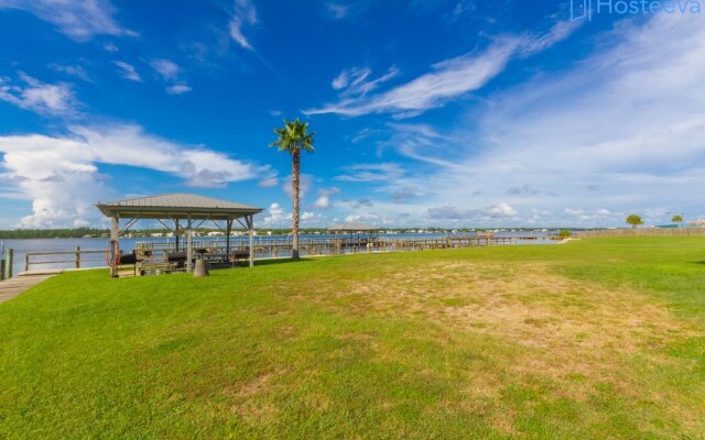 Sea Oats Condos by Hosteeva