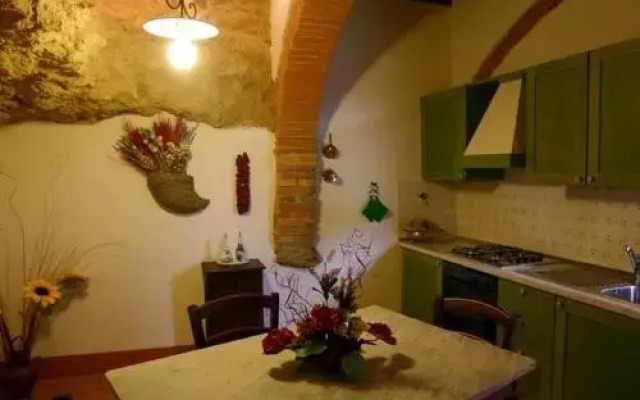 Azienda Agrituristica Il Sasso Di Maccari Avisano