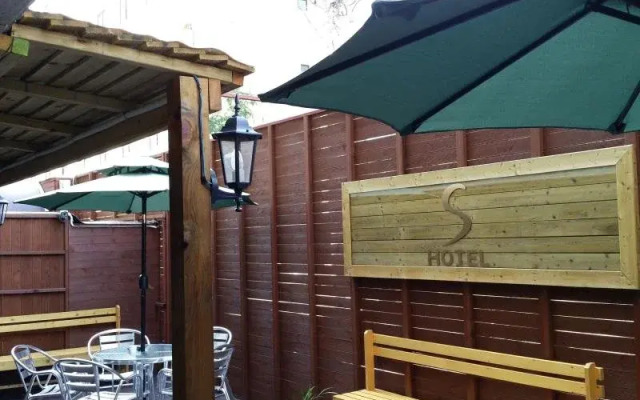 hotelImage
