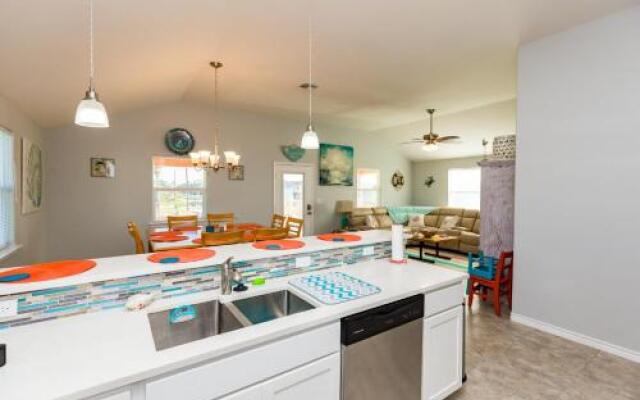 Fishermans Cove Home 1818