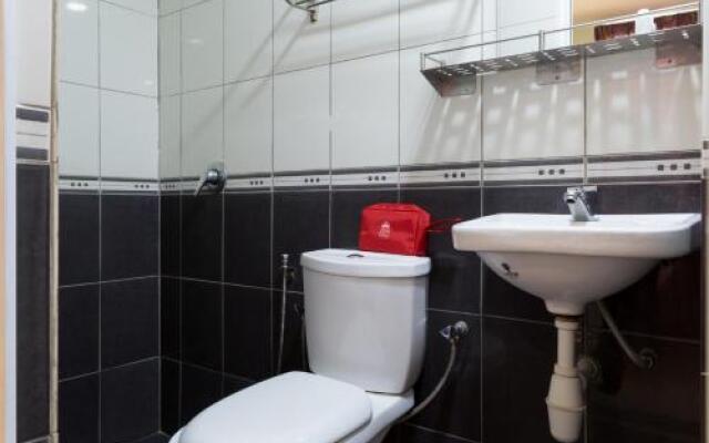 ZEN Rooms Sentul Cinema