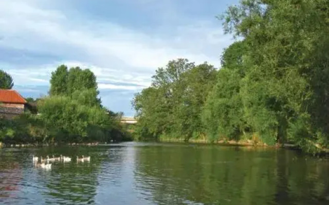 Weir Caravan Park