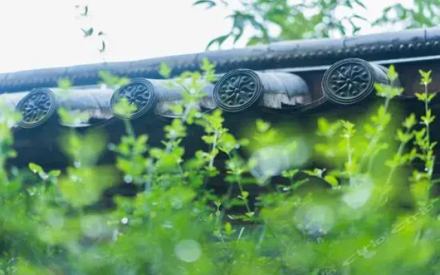 A cloud inn in Shaxi ancient town