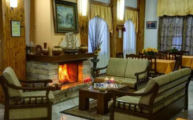 Izela Hotel