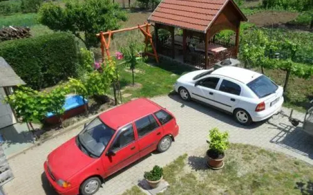 Joli Guesthouse