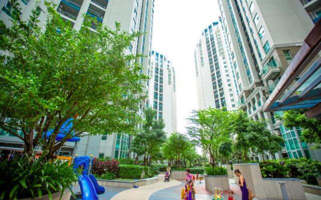 Sunday @ Belle Grand Rama 9