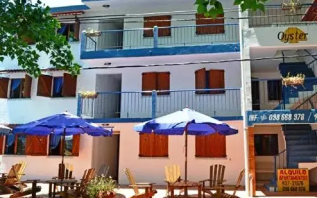 Apartamentos Oyster
