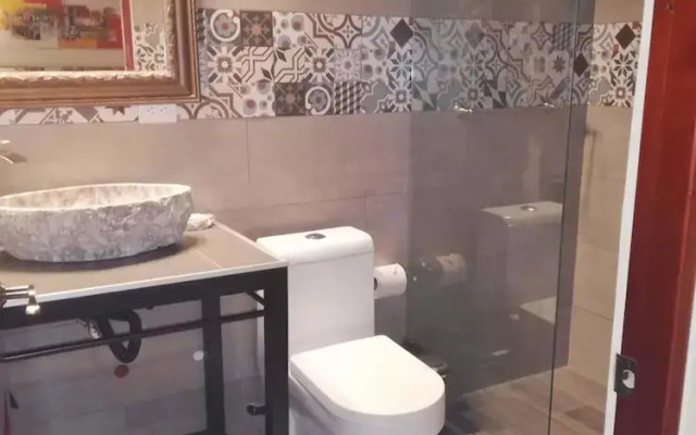 Coyaba Tropical Elegant Adult Guesthouse