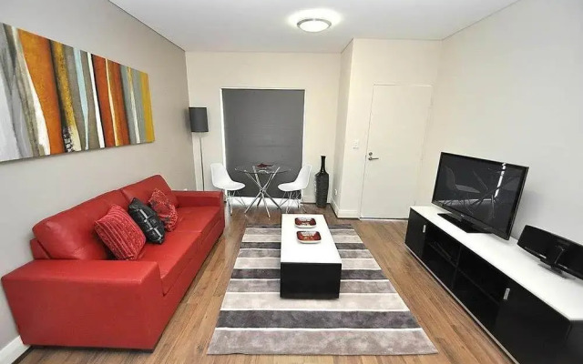 Glebe 8 Cow Furnished Apartment