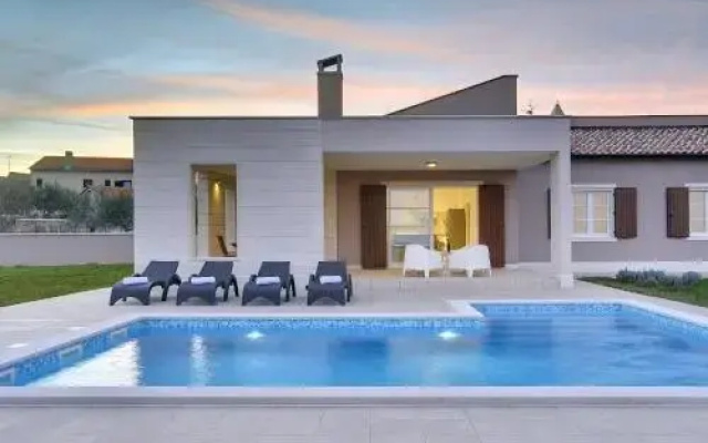 Holiday Home Casa Histria