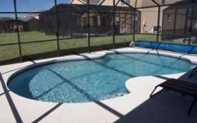 289 Sandy Ridge House 4 Bedroom by Florida Star