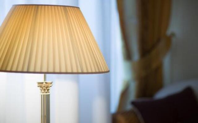 Old Tower Ponte Vecchio Suite