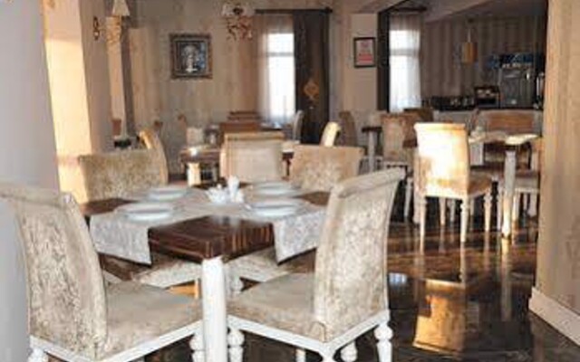 Otel Esadaş