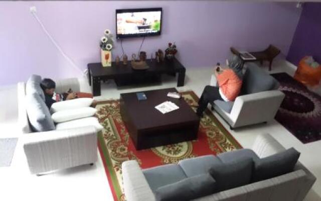 Roemahkoe Holiday Home