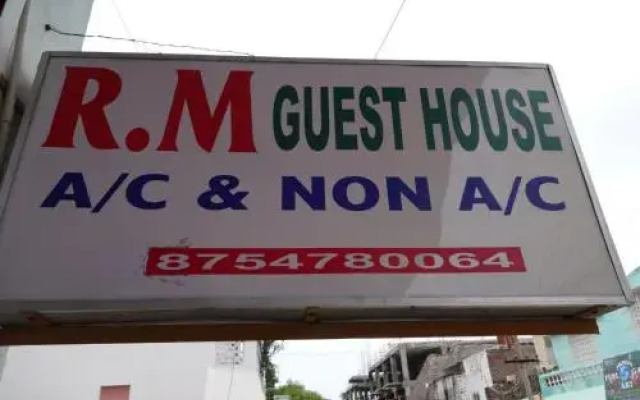 RM Guest House  Hotel