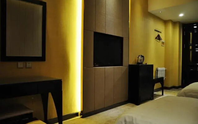 Aolong Business Hotel