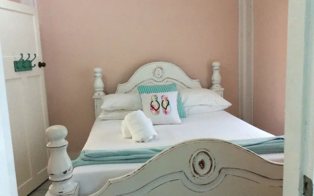 Shiralee Cottage On Minnie