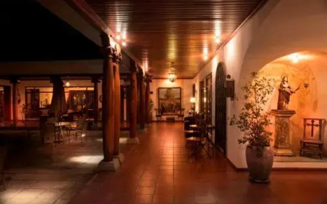 Hosteria Santa Barbara Hsbresort Cia Ltda