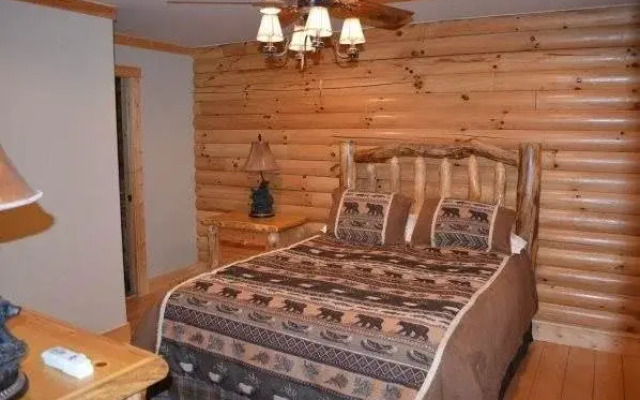 Maverick Hideaway By Redawning