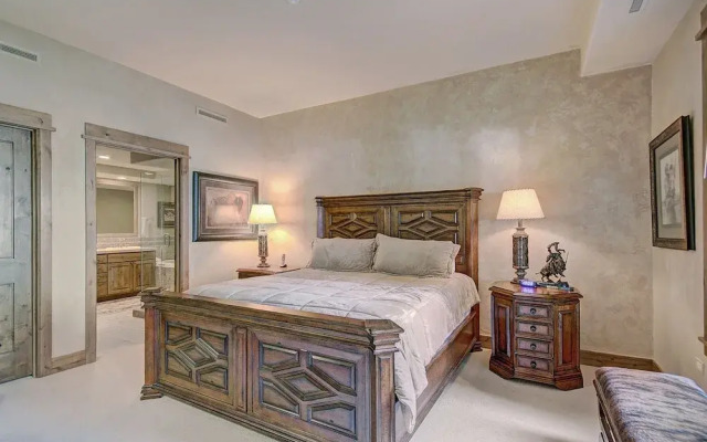 Arrowhead Village A304A