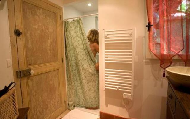 Coté-Serein La Privilège de la Tour Madame