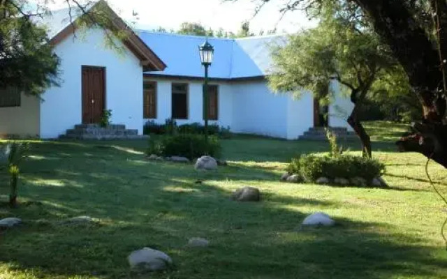 White Field Houses and Spa