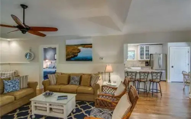 Inlet Cove 32 by RedAwning