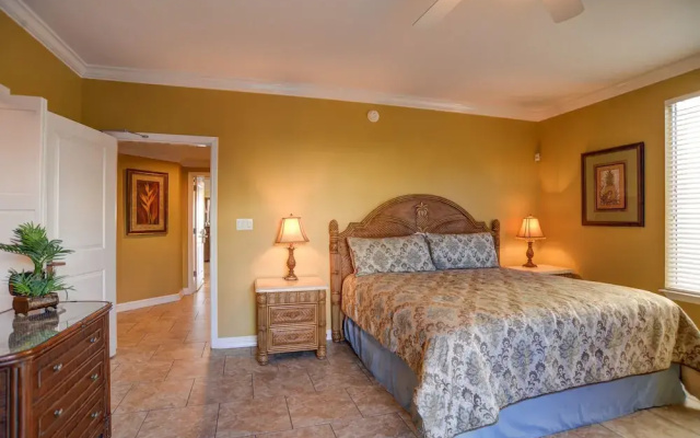 Marisol 105 - Four Bedroom Condo