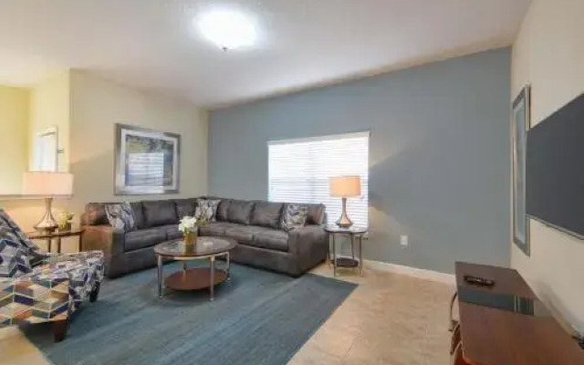 Five Bedrooms TownHome with Pool 4849