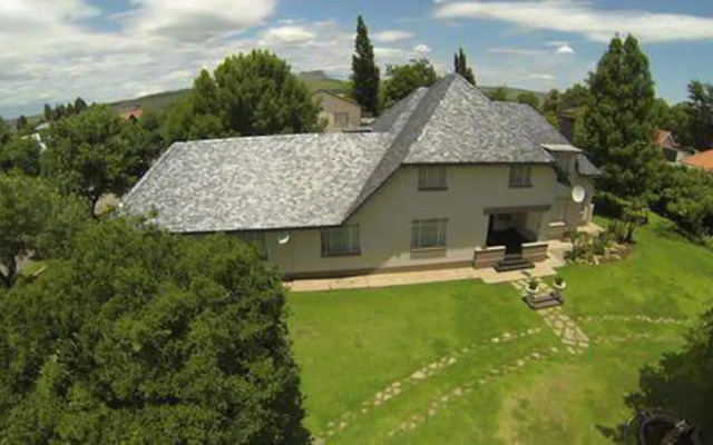 Africlassic Guest House - Harrismith