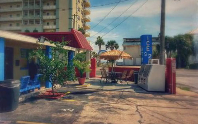 Sun-n-Sands Motel