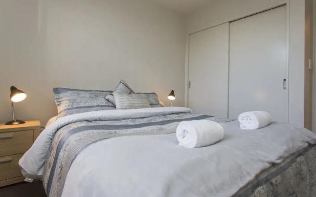 The Strandon Loft No7
