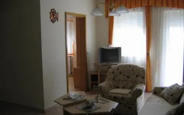 Arany Apartmanház