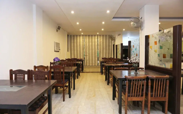 OYO 9629 Pearl International