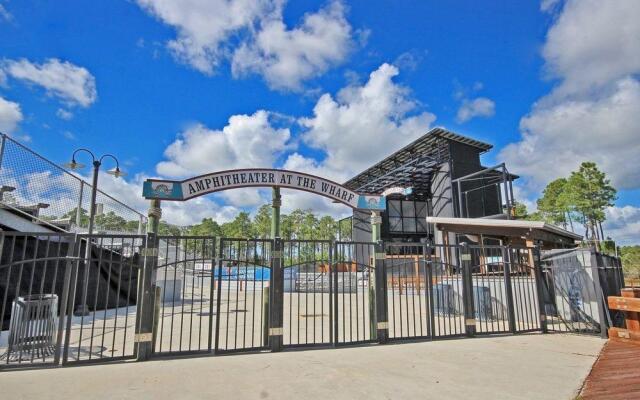 Wharf 613 - 2 Br condo