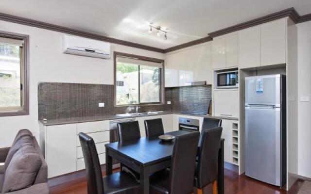 Nature Beach Break, 10 Lionel Avenue