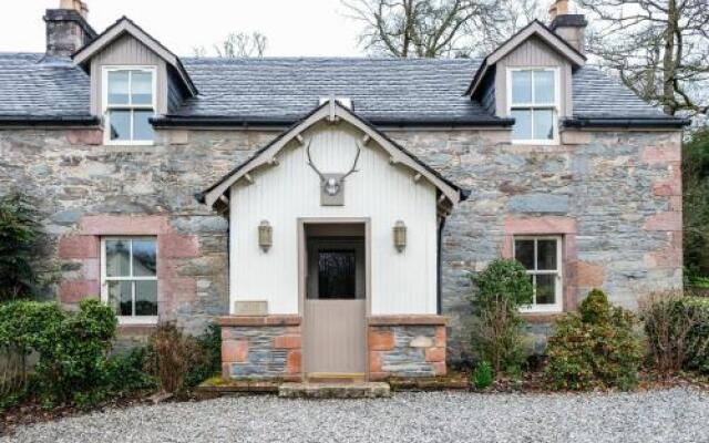 Luss Cottages at Loch Lomond Arms Hotel