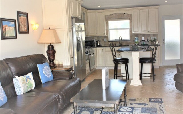 Jamaica Royale 004 - 1 Br Condo