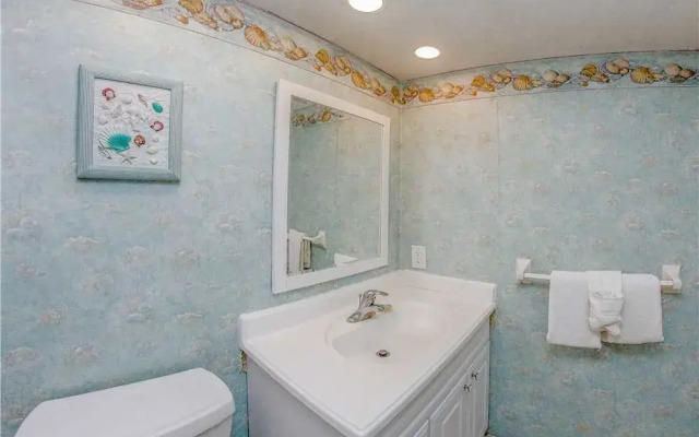 #308 at Sea Breeze - 2 Br condo by RedAwning