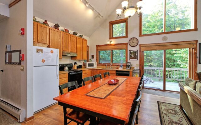 Mountain Mojo by RedAwning