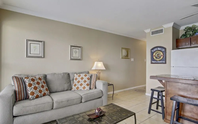 Seascape 2119 1 Bedroom Condo by RedAwning