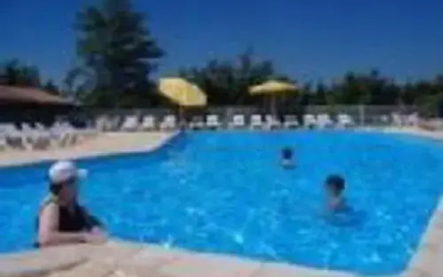 Camping Les Pins du Soleil