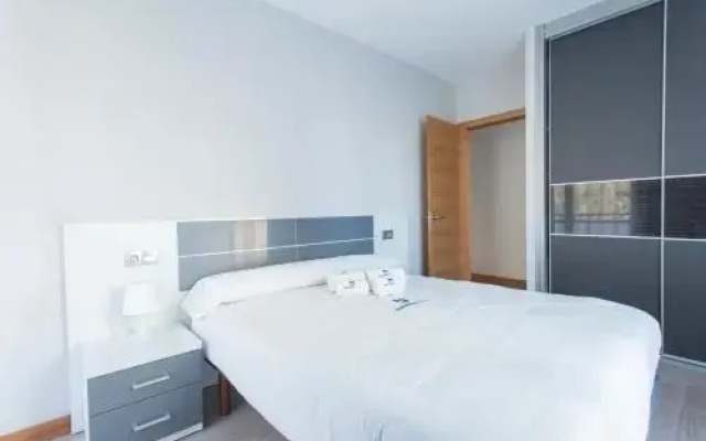 Mogel - Basque Stay