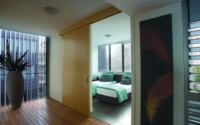 Bright Point Deluxe Holiday Home