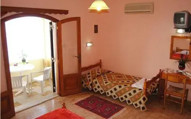 Ermioni Rooms