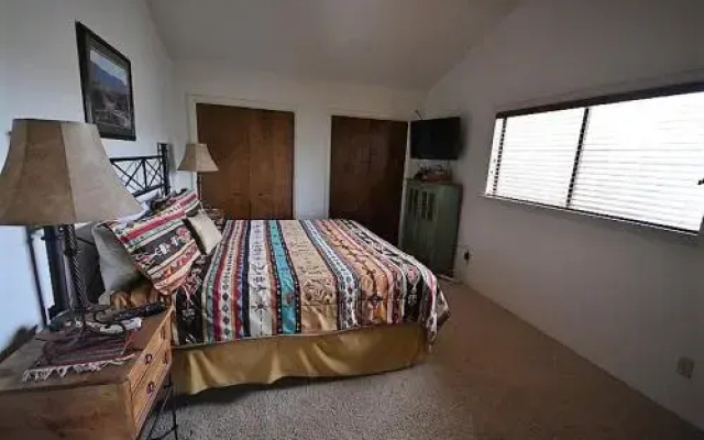 206 Coal Mountain - 3 Br condo by RedAwning