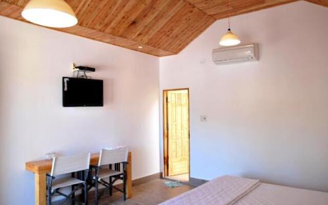 Dao Hoa Vang Villa