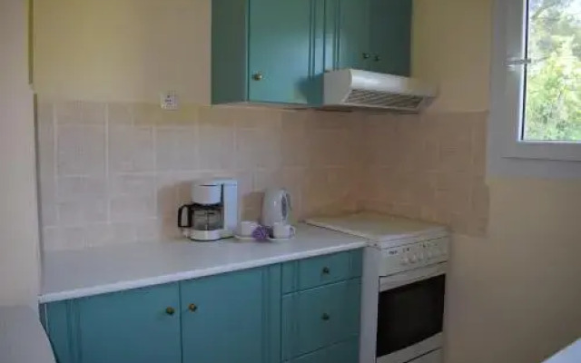Strophilia Apartments
